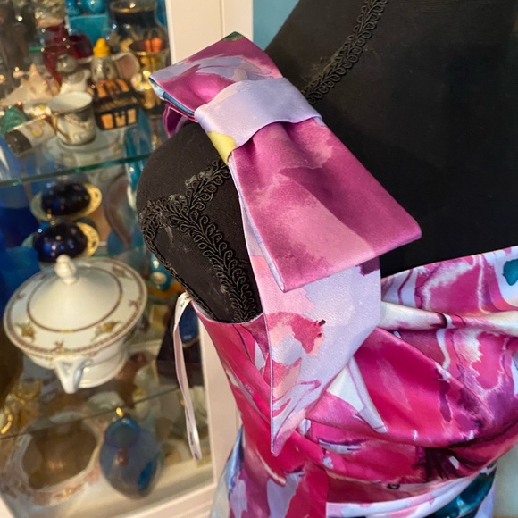 Kay Unger silk dress size 6 lined excellent condition - Picture 5 of 8